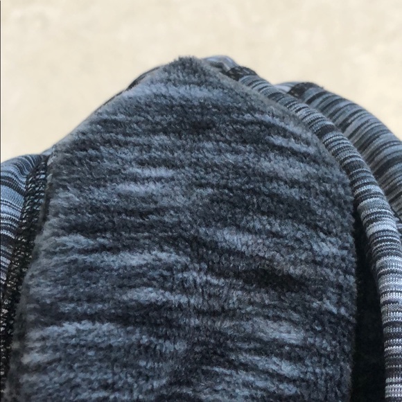 GapFit Orbital Fleece Hoodie - Picture 4 of 6